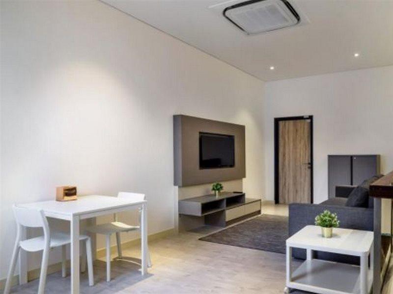 Macallum Managed By The Ascott Limited George Town