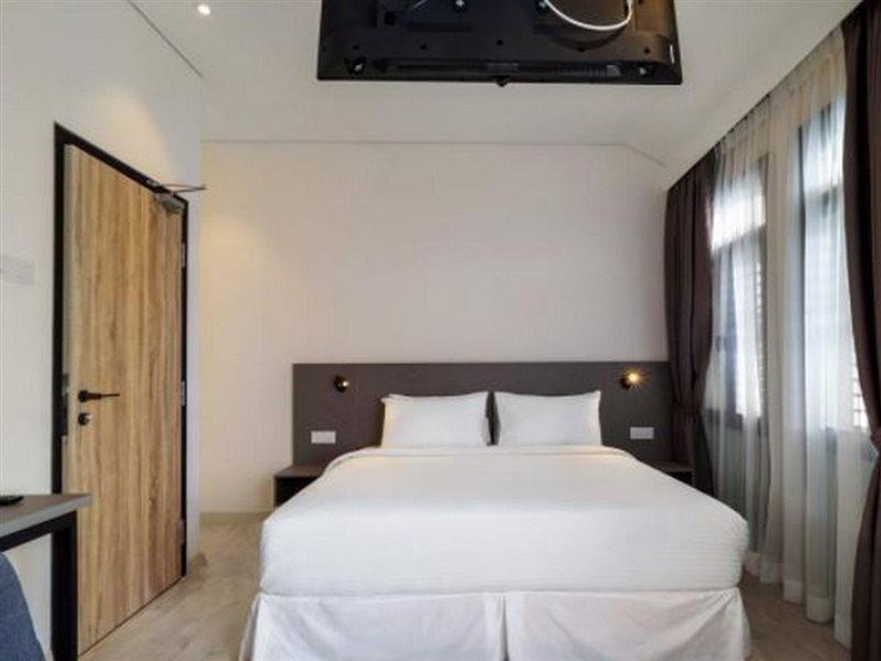 Macallum Managed By The Ascott Limited 3*